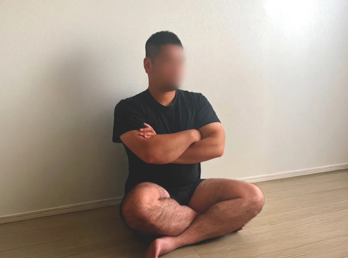 大原浩二－NapNest福岡的男同志按摩療癒師，前柔道部出身，粗壯且有體毛的腿